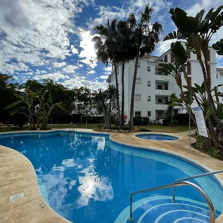 Cozy Apartment In Costa Del Sol Sitio de Calahonda Exterior photo